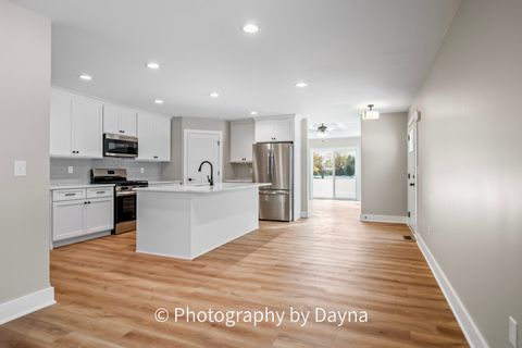 Tiny photo for 906 Lange Avenue, Beecher, IL 60401 (MLS # 12514396)