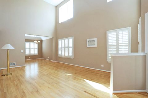 Tiny photo for 301 BAY Drive, Itasca, IL 60143 (MLS # 12595244)