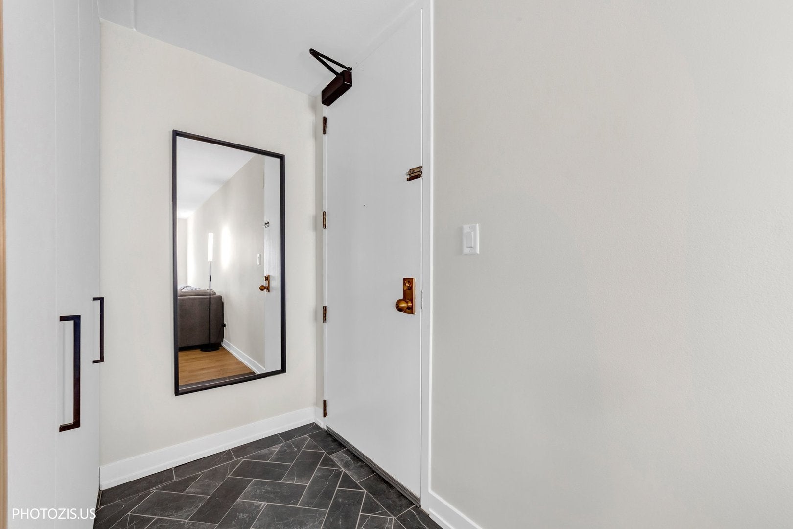 322 W Miner Street 2A