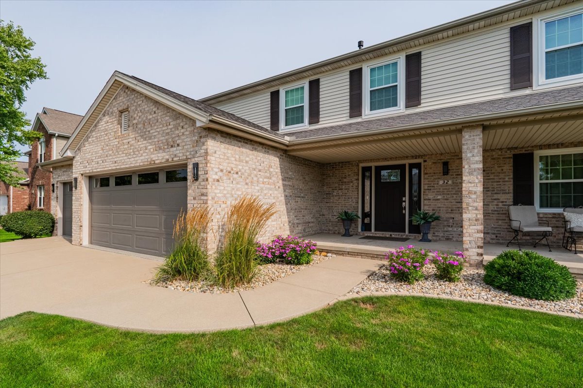 32 Hodgehaven Circle