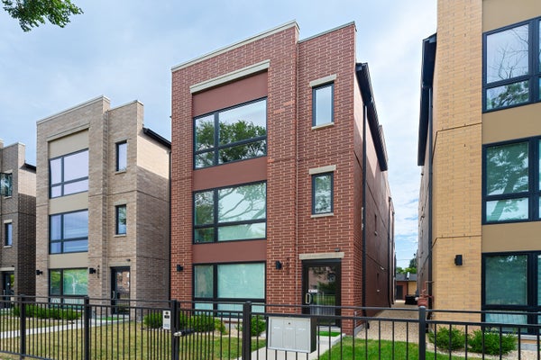 4605 S SAINT LAWRENCE AVE # 201, CHICAGO, IL 60653 - Image c59e4dad0ba39c65bfbf68b8bcbc62ca/4225797315