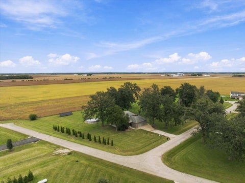 Tiny photo for 11141 E 1707 North Road, Pontiac, IL 61764 (MLS # 12698517)