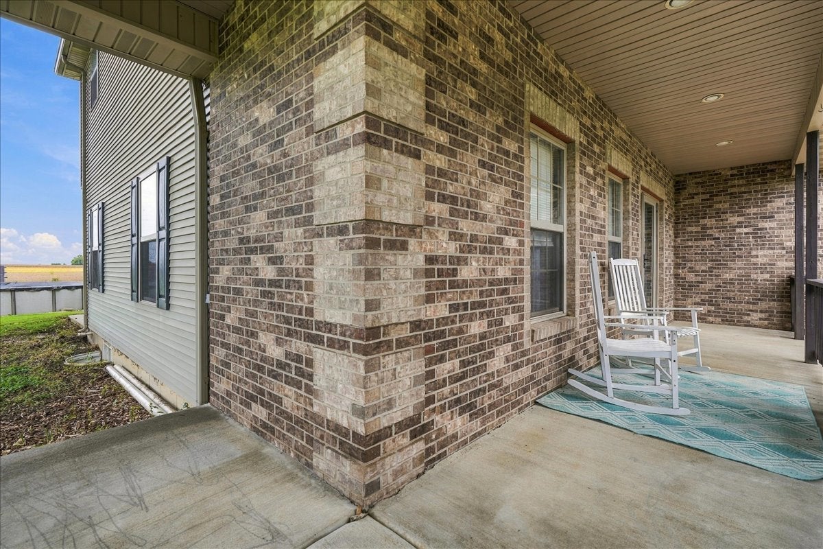11141 E 1707 North Road
