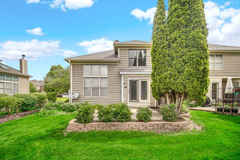 Tiny photo for 815 King Henry Lane, St. Charles, IL 60174 (MLS # 12654476)