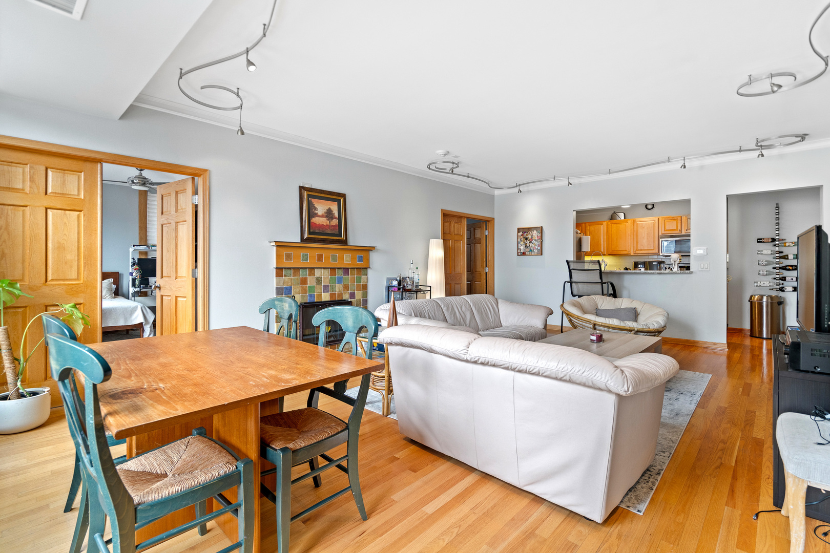 431 S Dearborn Street 1303