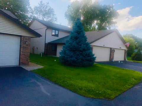 Photo of 792 Tulip Lane #21, Rockford, IL 61107 (MLS # 12698424)