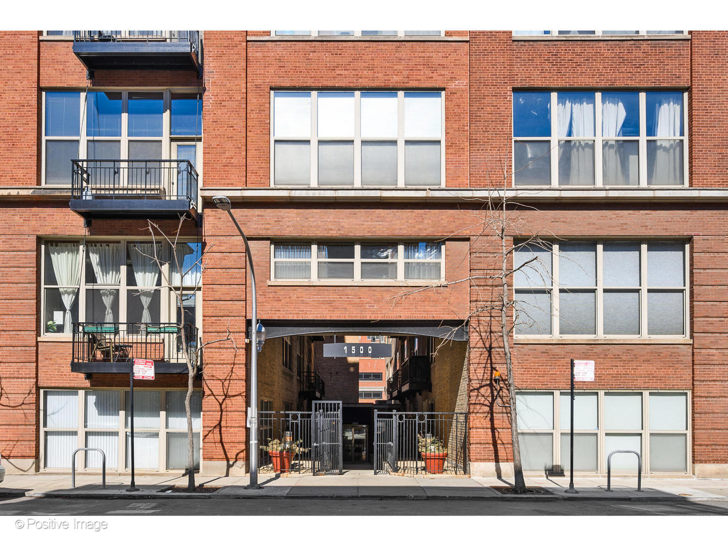 1500 W Monroe Street 215