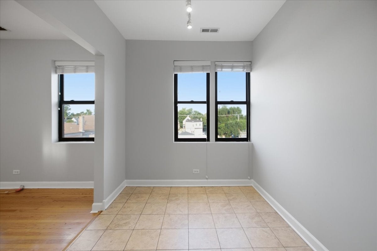 414 W Walnut Street 307