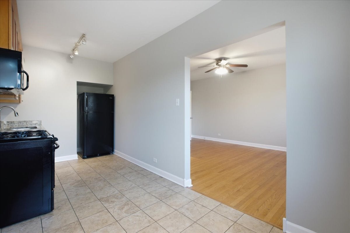 414 W Walnut Street 307