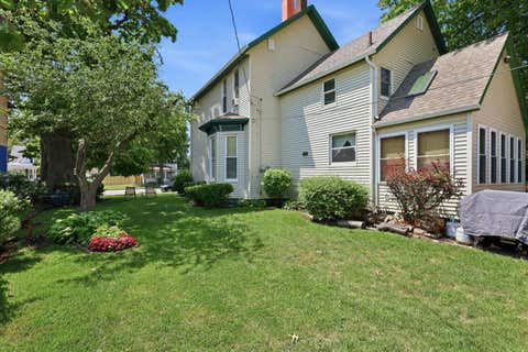 Tiny photo for 2118 W 3rd Street, Davenport, IA 52802 (MLS # 12718905)