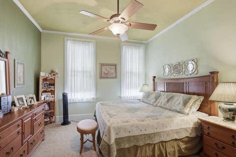 Tiny photo for 2118 W 3rd Street, Davenport, IA 52802 (MLS # 12718905)