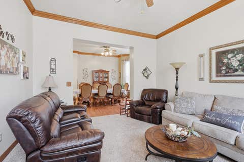 Tiny photo for 2118 W 3rd Street, Davenport, IA 52802 (MLS # 12718905)