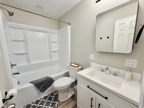 Tiny photo for 517 W 4th Street, Metropolis, IL 62960 (MLS # 12627631)