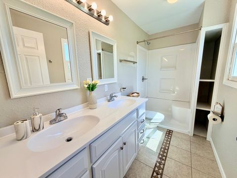 Tiny photo for 517 W 4th Street, Metropolis, IL 62960 (MLS # 12627631)