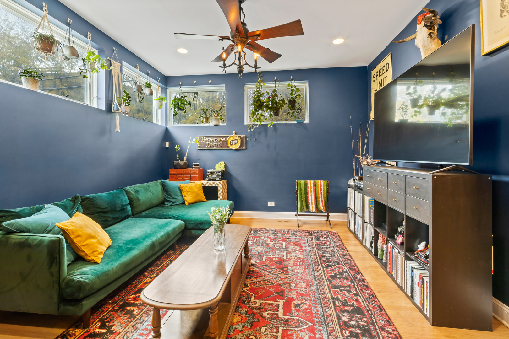 2558 W Haddon Avenue 1