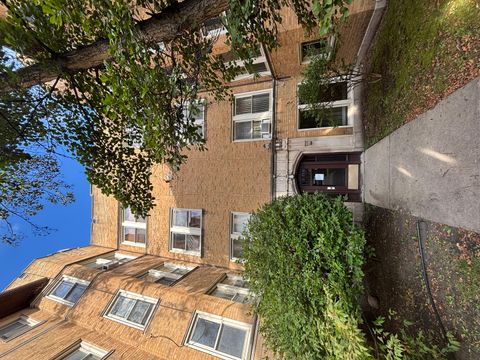 Tiny photo for 2212 E 70th Street #2D, Chicago, IL 60649 (MLS # 12501084)