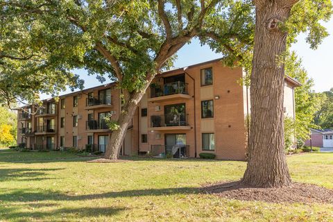 Tiny photo for 10940 WORTH Avenue #11, Worth, IL 60482 (MLS # 12498771)