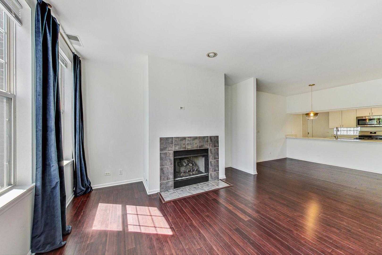 301 W GOETHE Street 304C