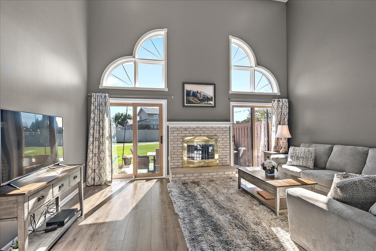 7947 Richardson Lane