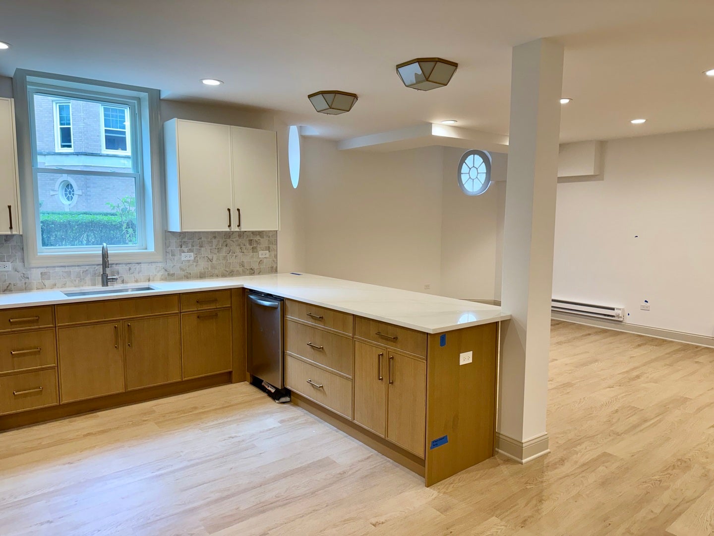 531 Hinman Avenue B-0