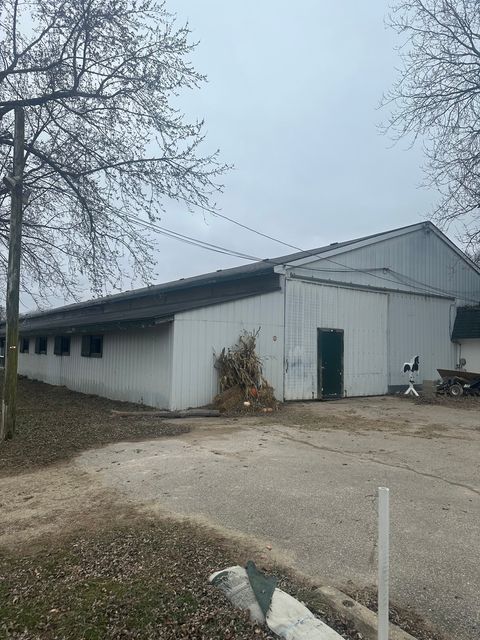 28044 W Roberts Road Barrington IL 60010