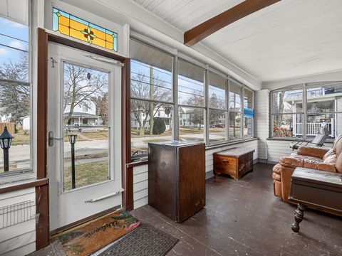 Tiny photo for 218 Lincoln Way, Dixon, IL 61021 (MLS # 12587150)