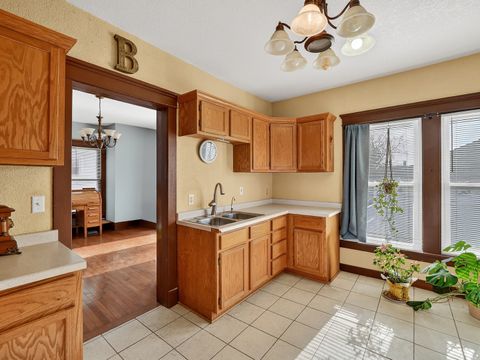 Tiny photo for 218 Lincoln Way, Dixon, IL 61021 (MLS # 12587150)