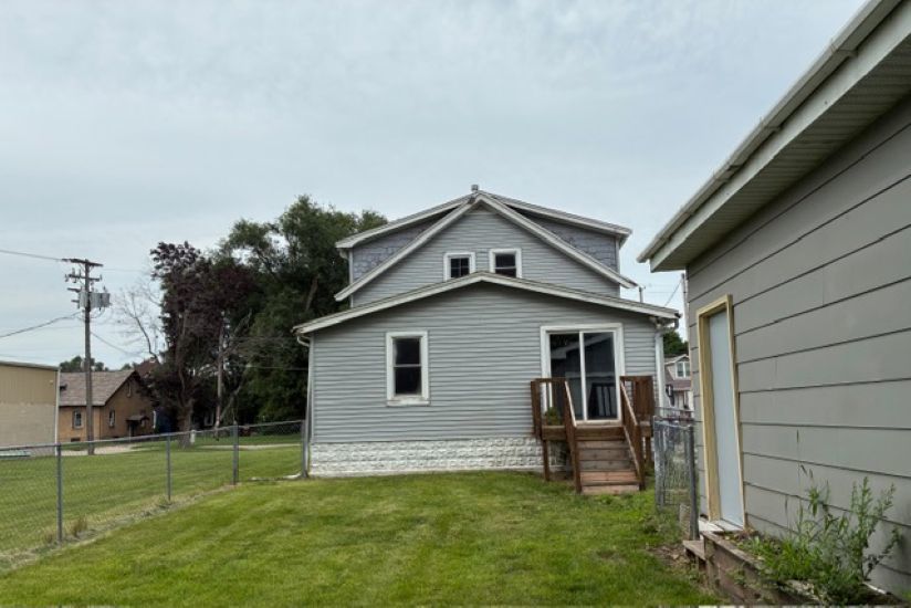 916 Ingersoll Place