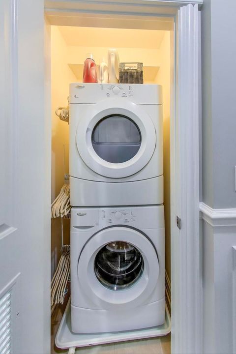 Tiny photo for 735 W Brompton Avenue #2E, Chicago, IL 60657 (MLS # 12529152)