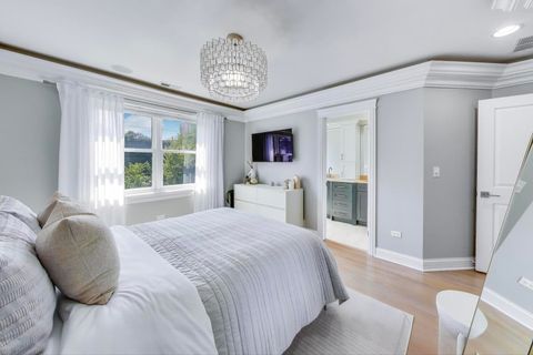 Tiny photo for 735 W Brompton Avenue #2E, Chicago, IL 60657 (MLS # 12529152)