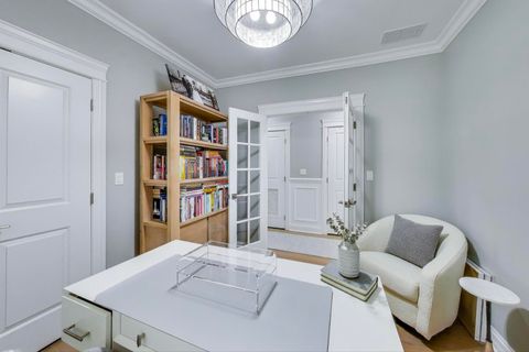 Tiny photo for 735 W Brompton Avenue #2E, Chicago, IL 60657 (MLS # 12529152)