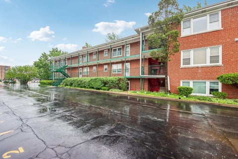 Photo of 1855 Parkside Drive #8, Park Ridge, IL 60068 (MLS # 12699252)