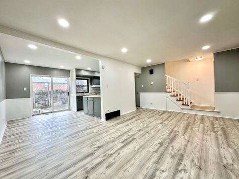 Tiny photo for 18w158 16th Street, Villa Park, IL 60181 (MLS # 12636637)