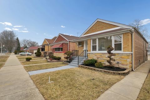 Tiny photo for 8133 S Saginaw Avenue, Chicago, IL 60617 (MLS # 12582717)