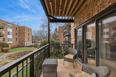 Tiny photo for 1730 Hinman Avenue #2G, Evanston, IL 60201 (MLS # 12579834)