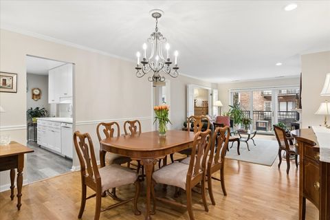 Tiny photo for 1730 Hinman Avenue #2G, Evanston, IL 60201 (MLS # 12579834)