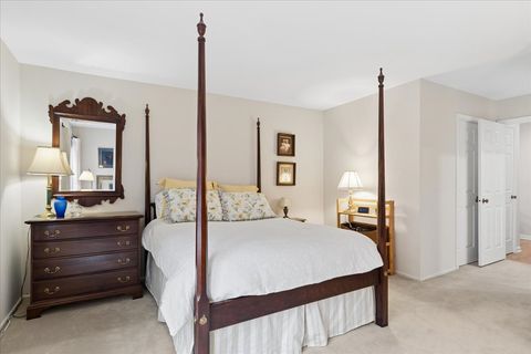 Tiny photo for 1730 Hinman Avenue #2G, Evanston, IL 60201 (MLS # 12579834)