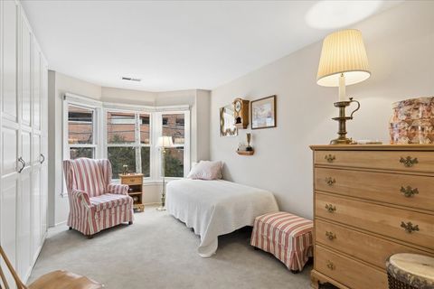 Tiny photo for 1730 Hinman Avenue #2G, Evanston, IL 60201 (MLS # 12579834)