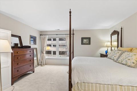Tiny photo for 1730 Hinman Avenue #2G, Evanston, IL 60201 (MLS # 12579834)