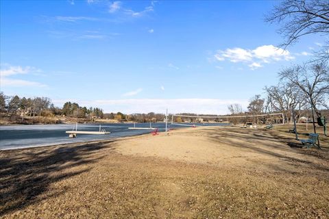 Tiny photo for 431 Maplewood Drive, Barrington, IL 60010 (MLS # 12541577)