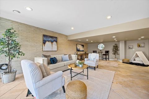 Tiny photo for 431 Maplewood Drive, Barrington, IL 60010 (MLS # 12541577)