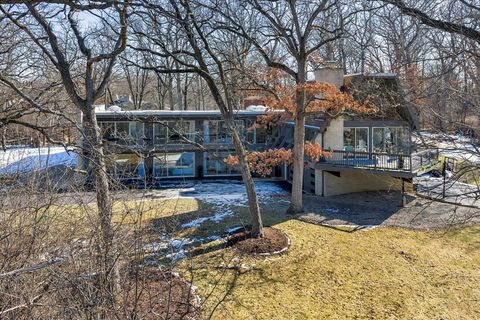 431 Maplewood Drive Barrington IL 60010