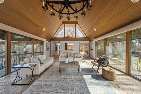 Tiny photo for 431 Maplewood Drive, Barrington, IL 60010 (MLS # 12541577)