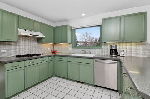 Tiny photo for 1518 Pine View Court, Darien, IL 60561 (MLS # 12570821)