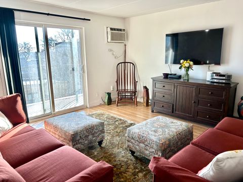 Tiny photo for 315 Des Plaines Avenue #406, Forest Park, IL 60130 (MLS # 12567716)