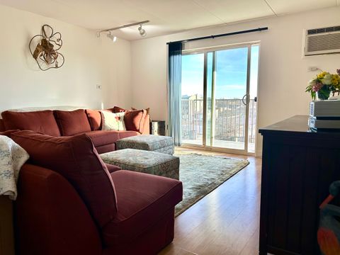 Tiny photo for 315 Des Plaines Avenue #406, Forest Park, IL 60130 (MLS # 12567716)