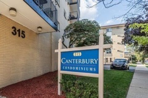 Tiny photo for 315 Des Plaines Avenue #406, Forest Park, IL 60130 (MLS # 12567716)