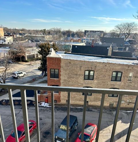 Tiny photo for 315 Des Plaines Avenue #406, Forest Park, IL 60130 (MLS # 12567716)