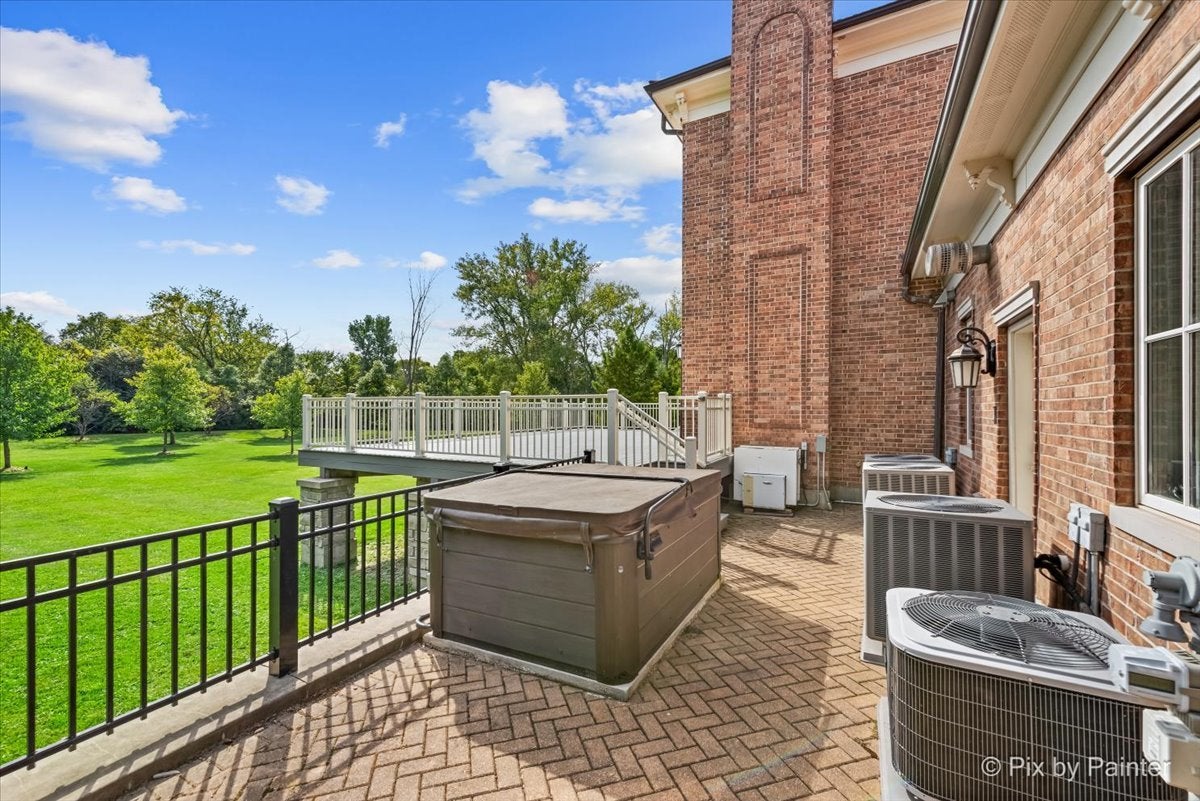Lake Forest, Illinois, 60045, United States, 4 Bedrooms Bedrooms, ,6 BathroomsBathrooms,Residential,Active,2032073