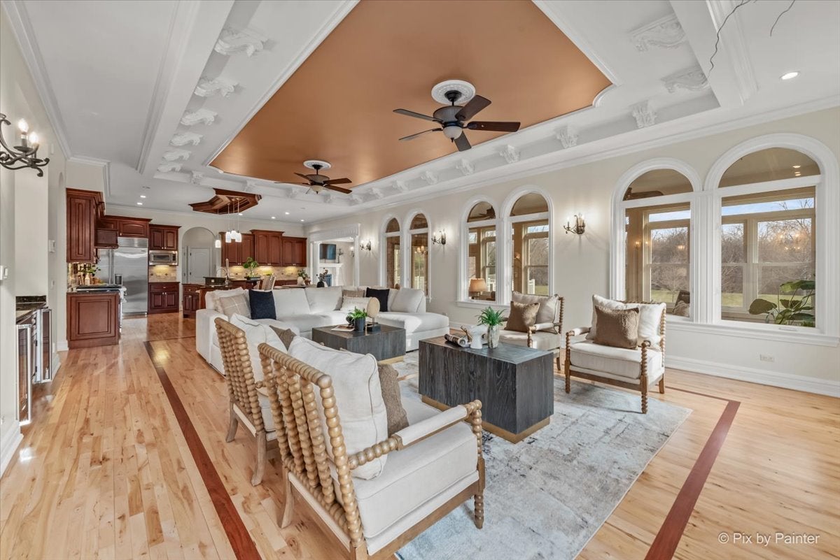 Lake Forest, Illinois, 60045, United States, 4 Bedrooms Bedrooms, ,6 BathroomsBathrooms,Residential,Active,2032073